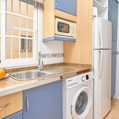 شقة Mani نيرخا