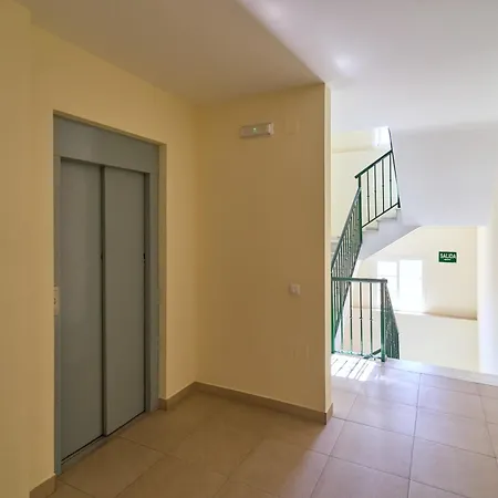 Mani Daire Nerja